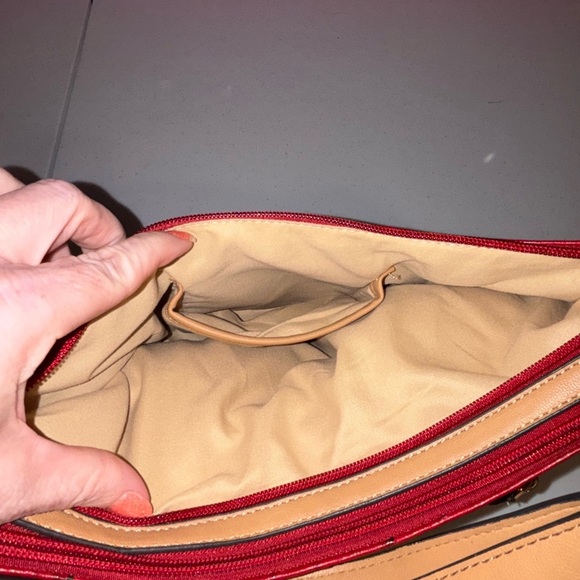 Giani Bernini Red Embossed Shoulder Bag - Picture 6 of 12